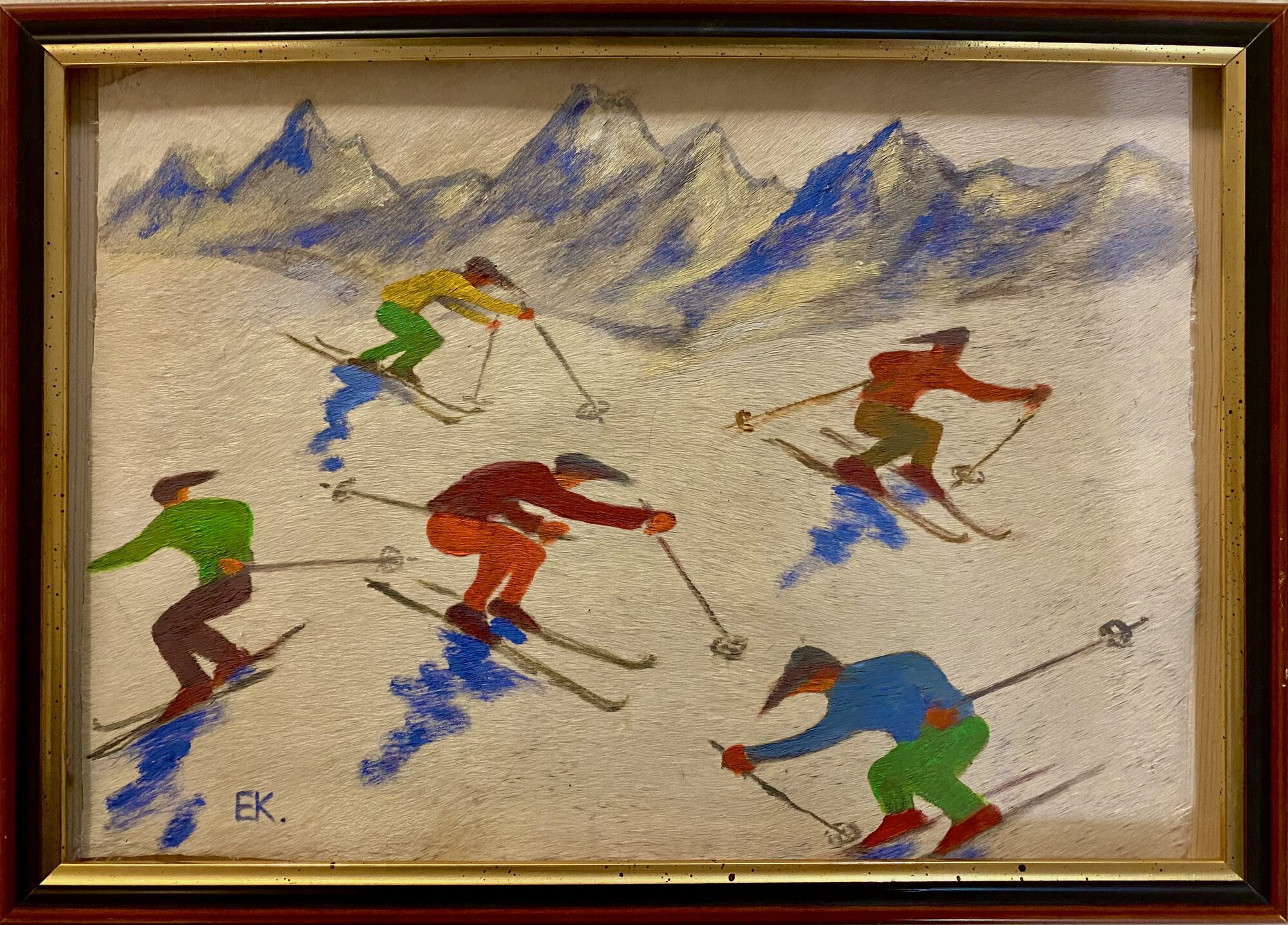 Gerahmtes Fellbild mit Skifahrern vor einer Bergkulisse
